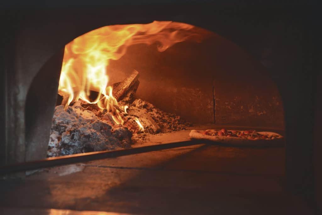 chequers_on_the_green_fireoven.jpeg